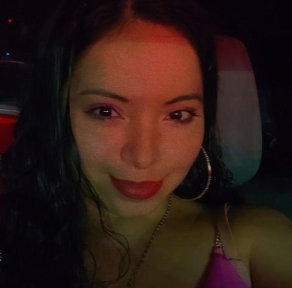 Meet your Posher, Mayra